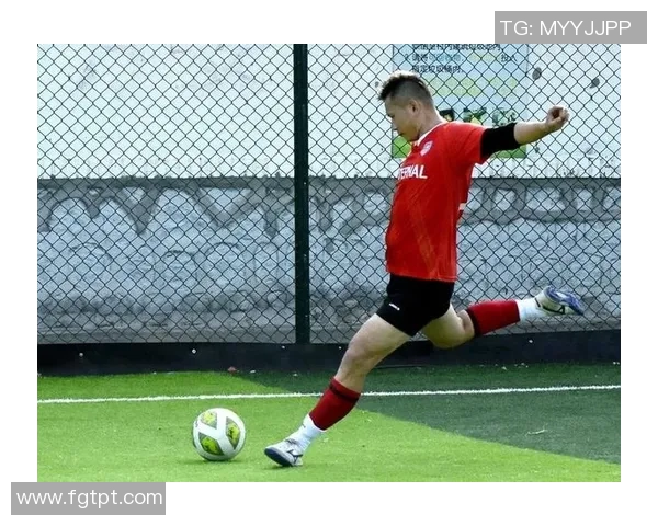 7月6日足球明星聚焦：揭开那些在这一天闪耀赛场的传奇人物与精彩瞬间